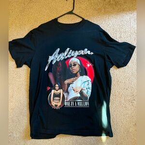 Shoe Palace Aaliyah t-shirt
